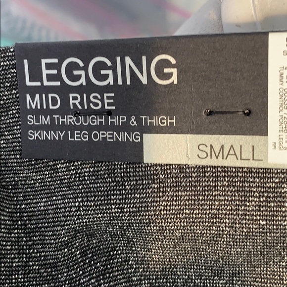 NWT APT.9 LEGGING MID RISE - Picture 5 of 7
